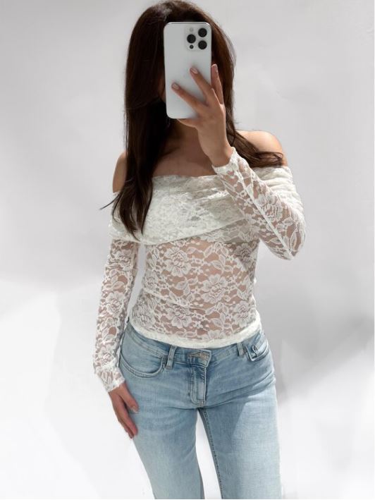 Luna off shoulder