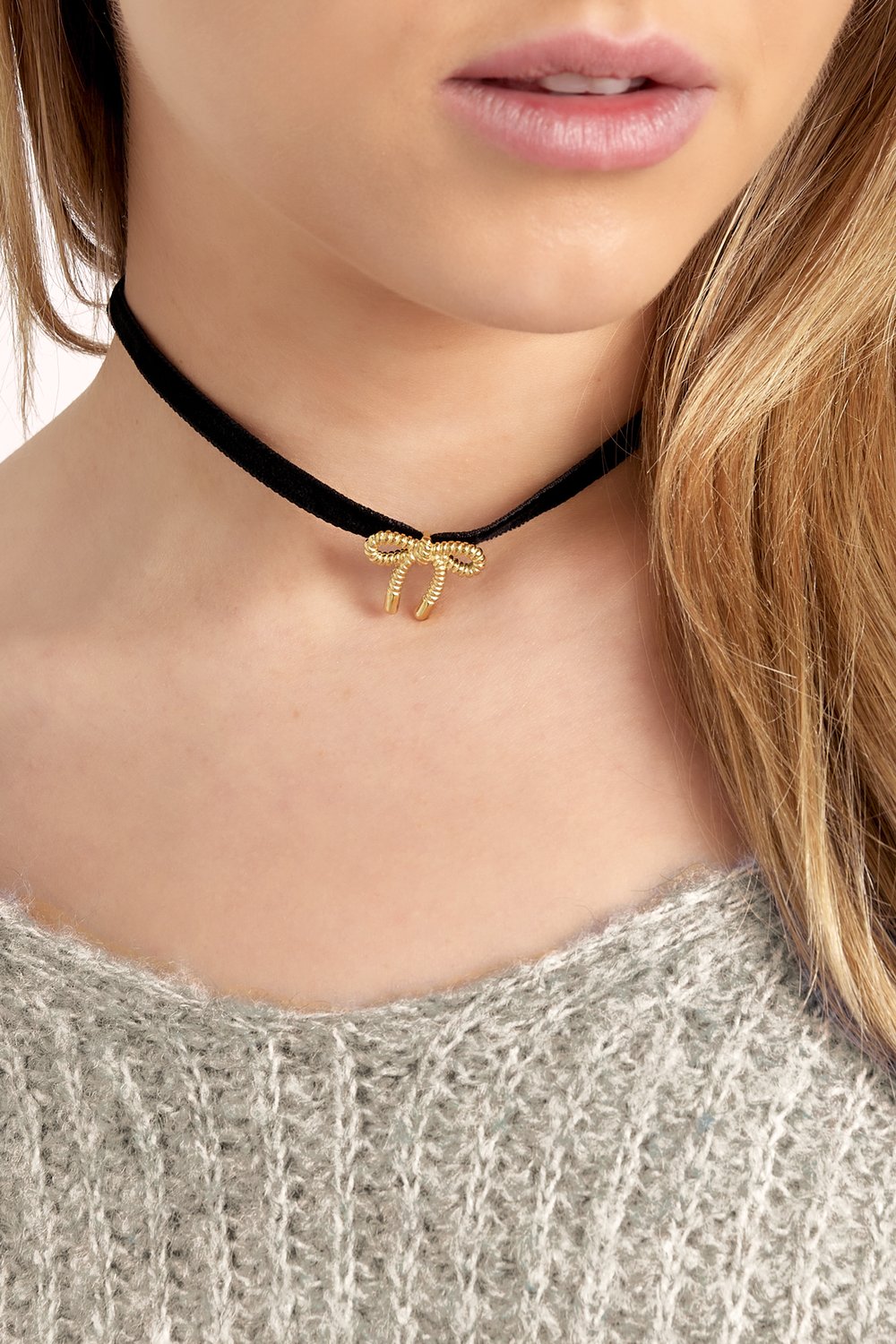 Luna Choker