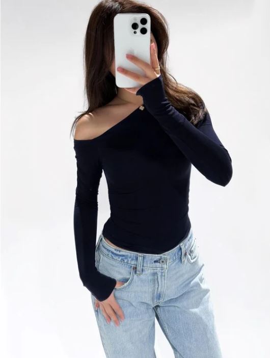 Zoya Top